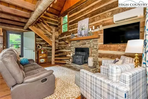 203 Quiet Pl, Todd, NC 28684 photo 7