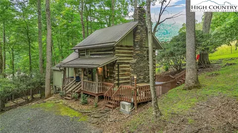 203 Quiet Pl, Todd, NC 28684 photo 2