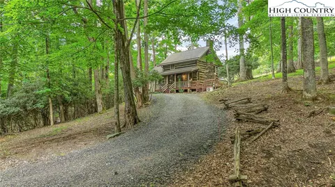 203 Quiet Pl, Todd, NC 28684