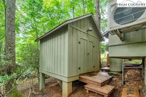 203 Quiet Pl, Todd, NC 28684 photo 34