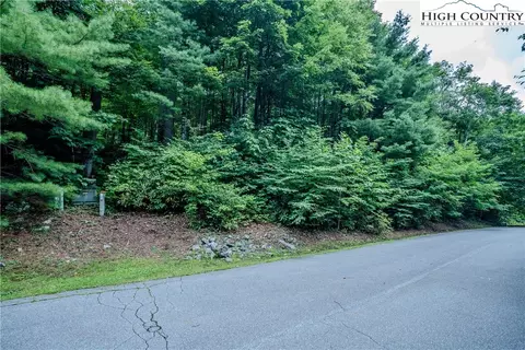 lot9 Oak St, Linville, NC 28646
