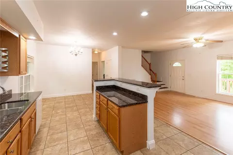 406 Boone Ridge Ln, Boone, NC 28607 photo 5