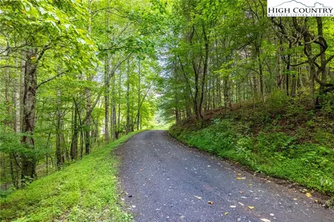 1 Sanctuary Dr, Crumpler, NC 28617 photo 17