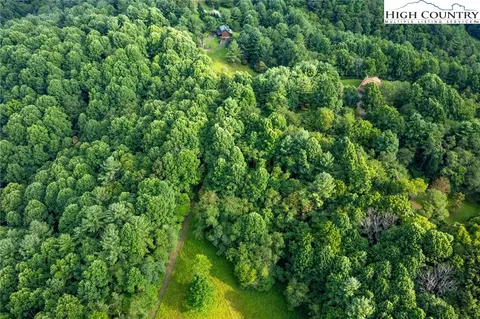1 Sanctuary Dr, Crumpler, NC 28617 photo 22