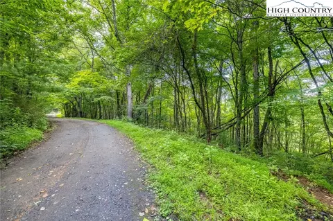 1 Sanctuary Dr, Crumpler, NC 28617 photo 15