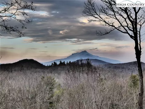 134 Galax Loop, Newland, NC 28657