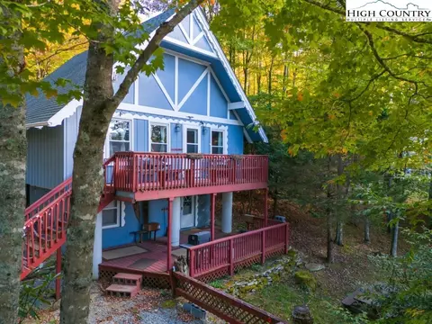 154 Pond Creek Rd, Beech Mountain, NC 28604