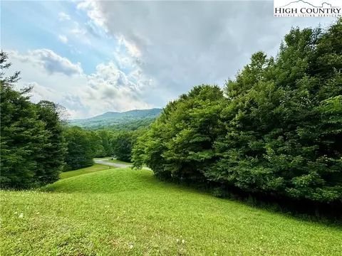 lot11 Trillium Ln, Linville, NC 28604