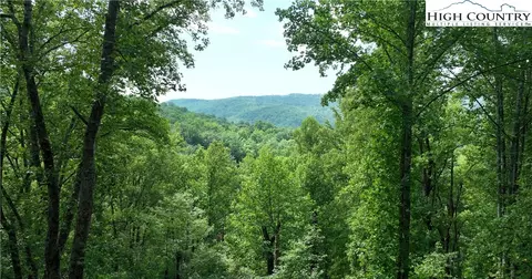 286 Deer Run Rd, Deep Gap, NC 28618 photo 3