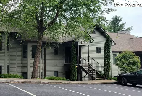 140 Pond View Ln #2, Blowing Rock, NC 28605