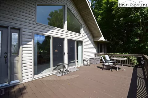 313 Ridgeview Rd, Sugar Mountain, NC 28604 photo 4