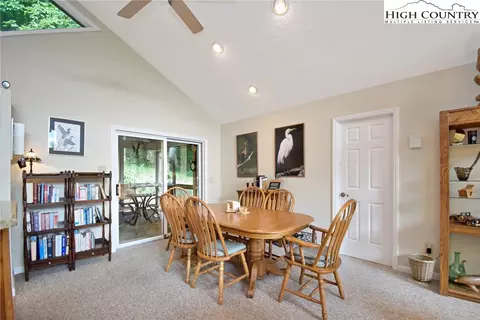 313 Ridgeview Rd, Sugar Mountain, NC 28604 photo 16