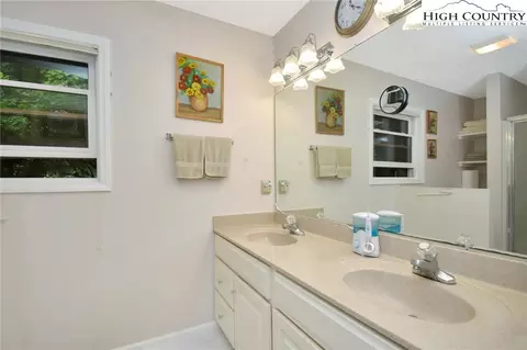 313 Ridgeview Rd, Sugar Mountain, NC 28604 photo 21