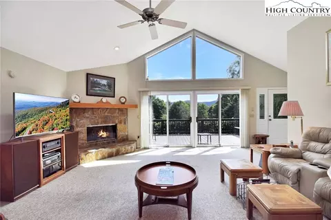 313 Ridgeview Rd, Sugar Mountain, NC 28604 photo 6