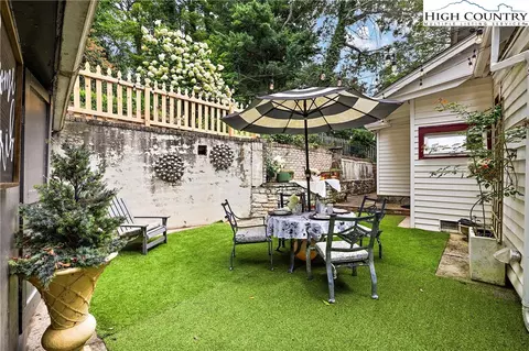 207 Orchard St, Boone, NC 28607 photo 40