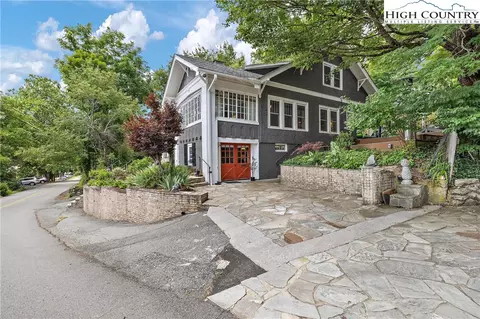207 Orchard St, Boone, NC 28607 photo 4