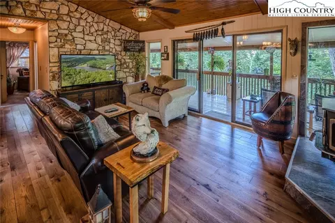 126 Ash Loop, Newland, NC 28657 photo 17