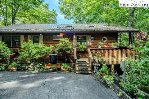 126 Ash Loop, Newland, NC 28657