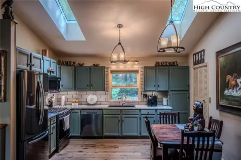 126 Ash Loop, Newland, NC 28657 photo 22
