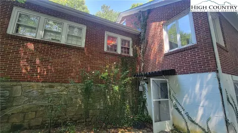 535 Queen St, Boone, NC 28607 photo 41