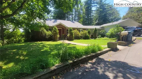 535 Queen St, Boone, NC 28607