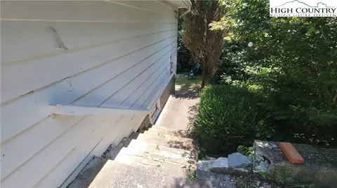 535 Queen St, Boone, NC 28607 photo 37
