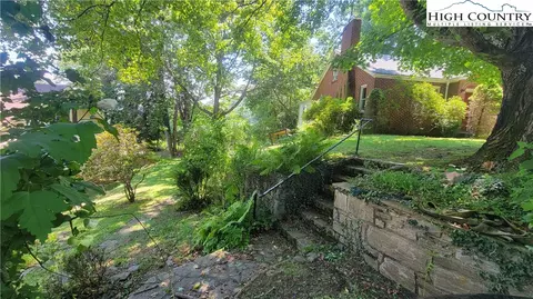 535 Queen St, Boone, NC 28607 photo 45