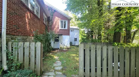535 Queen St, Boone, NC 28607 photo 39