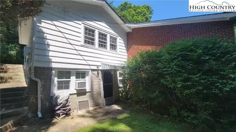 535 Queen St, Boone, NC 28607 photo 40
