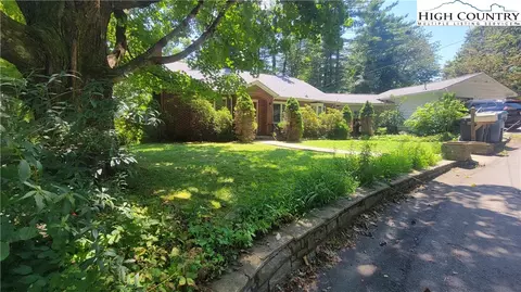 535 Queen St, Boone, NC 28607 photo 34