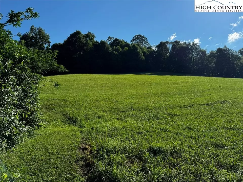  205 Clay Wilson Dr, Zionville, NC 28698 photo 11