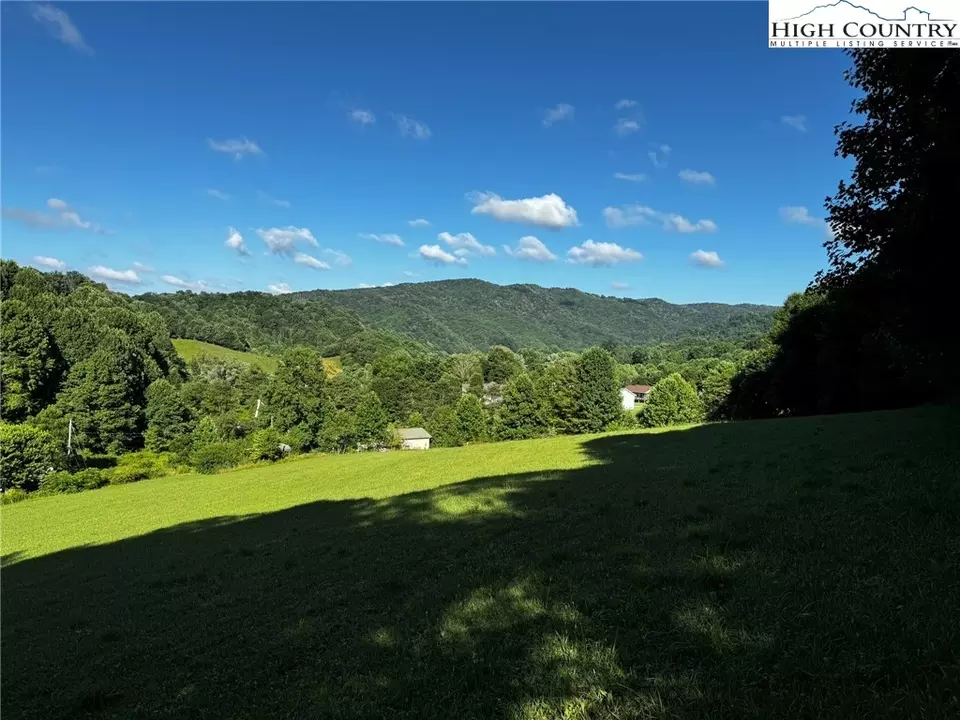  205 Clay Wilson Dr, Zionville, NC 28698 photo 12