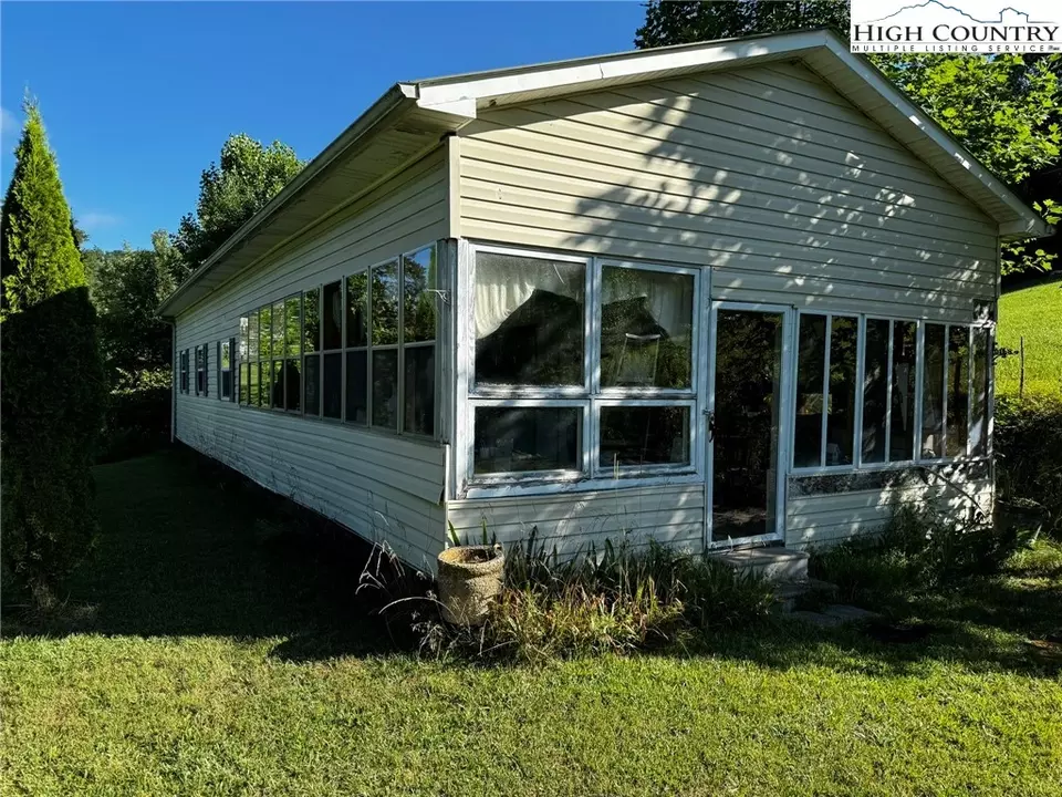  205 Clay Wilson Dr, Zionville, NC 28698 photo 22