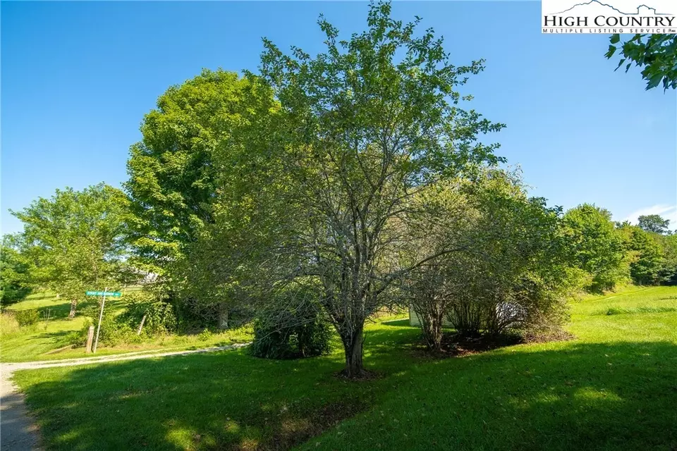  205 Clay Wilson Dr, Zionville, NC 28698 photo 32