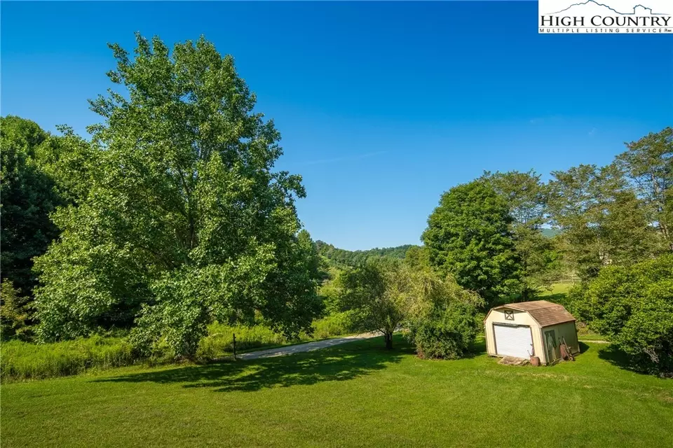  205 Clay Wilson Dr, Zionville, NC 28698 photo 7