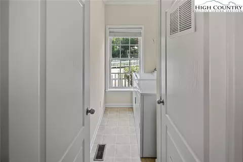 198 Somerset Dr, Boone, NC 28607 photo 25