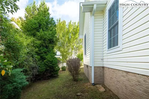 198 Somerset Dr, Boone, NC 28607 photo 40