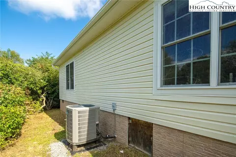 198 Somerset Dr, Boone, NC 28607 photo 44