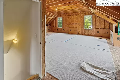 198 Somerset Dr, Boone, NC 28607 photo 33