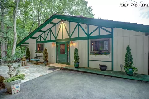 134 Maple, Boone, NC 28607 photo 4