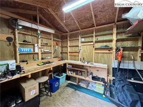 925 E Big Springs Rd, Lansing, NC 28643 photo 35