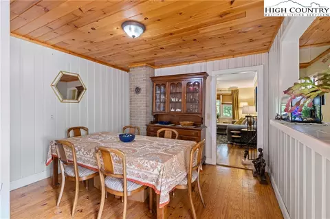233 Ridgewood Dr, Boone, NC 28607 photo 9