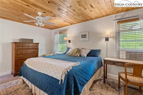 233 Ridgewood Dr, Boone, NC 28607 photo 18