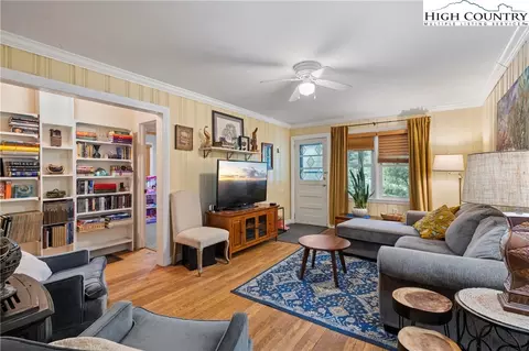 233 Ridgewood Dr, Boone, NC 28607 photo 6