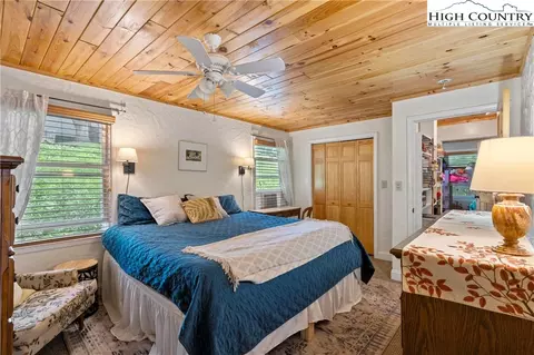 233 Ridgewood Dr, Boone, NC 28607 photo 20