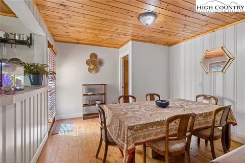 233 Ridgewood Dr, Boone, NC 28607 photo 7