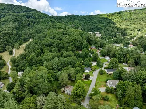 233 Ridgewood Dr, Boone, NC 28607 photo 35