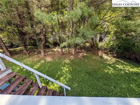 247 Old Bristol Rd, Boone, NC 28607 photo 4