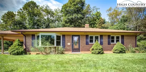 112 Milt Houck Rd, Todd, NC 28684
