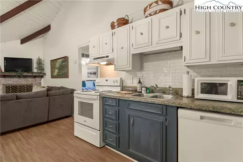 Kitchen - 103 Hornbeam Rd #1 A, Beech Mountain, NC 28604 photo 1 of 1